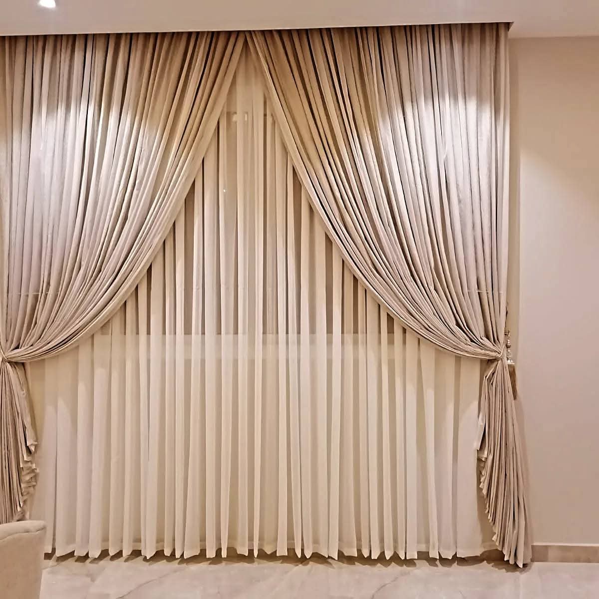 Custom Luxury Curtains Design & Installation
